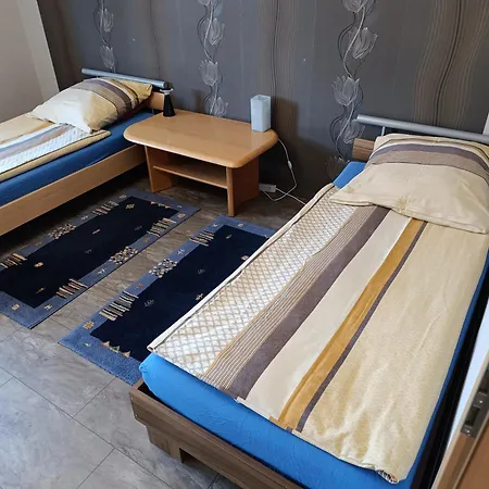 شقة Fehrienmonteurwohnung *